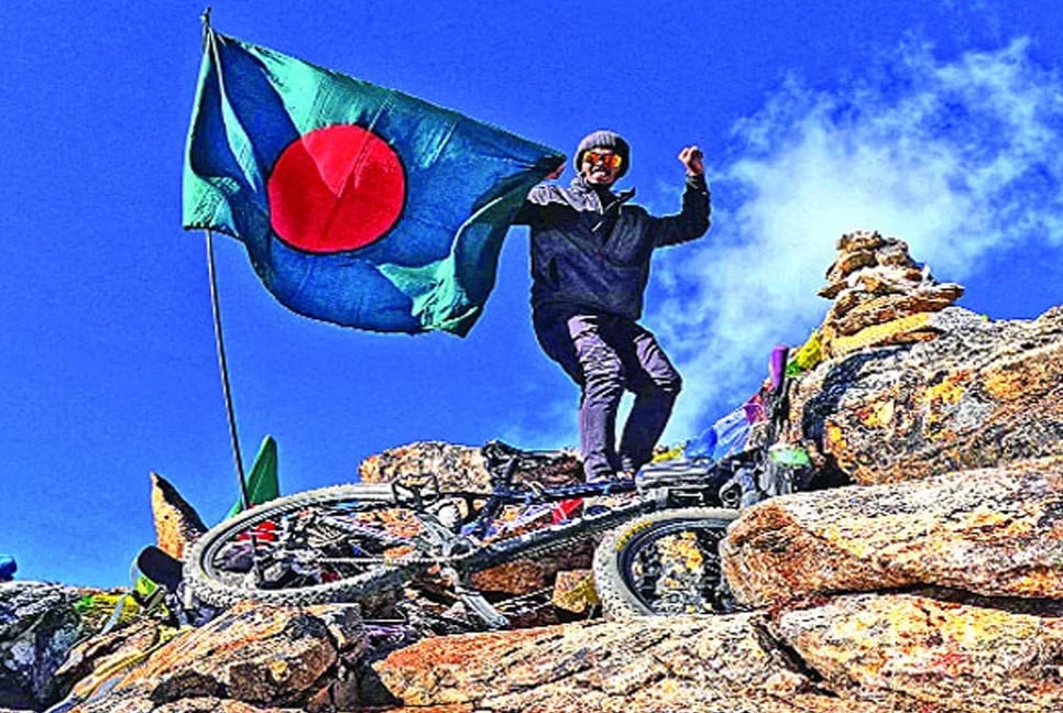 Bangladesh sets world record for cycling on Mount Everest