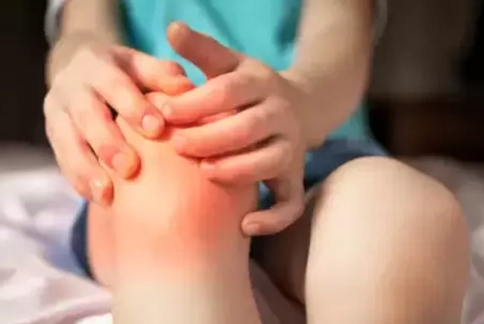 Winter woes: How to protect your child from juvenile arthritis symptoms