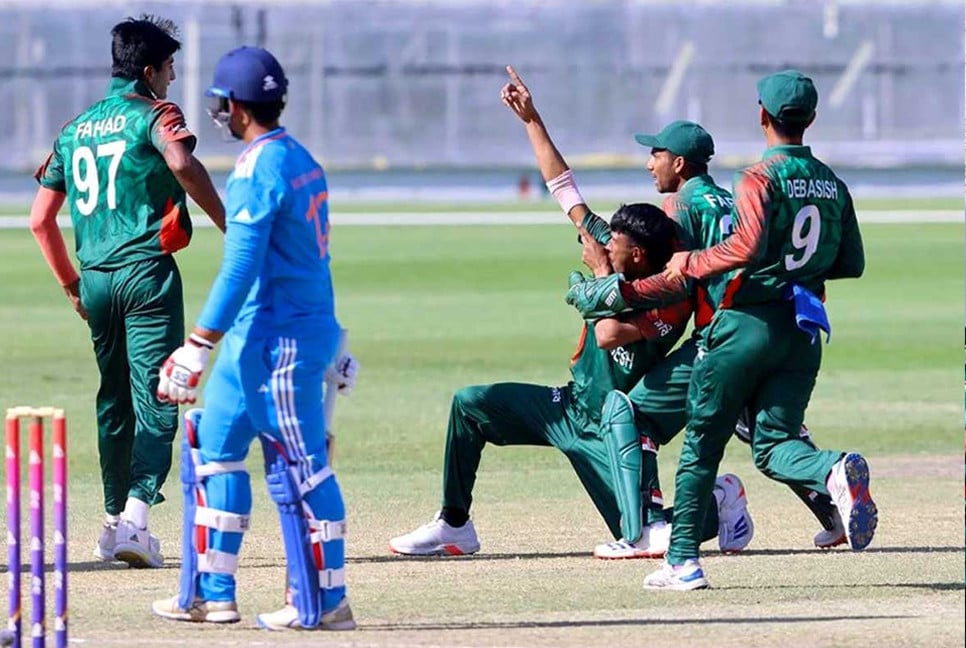 Bangladesh clinches title again defeating India