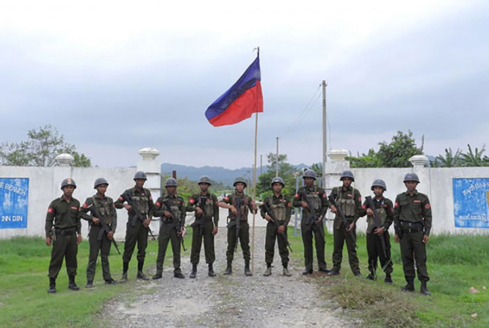 Rebels capture last military post on Bangladesh border