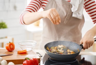 Your cooking habits could be polluting your home, study finds