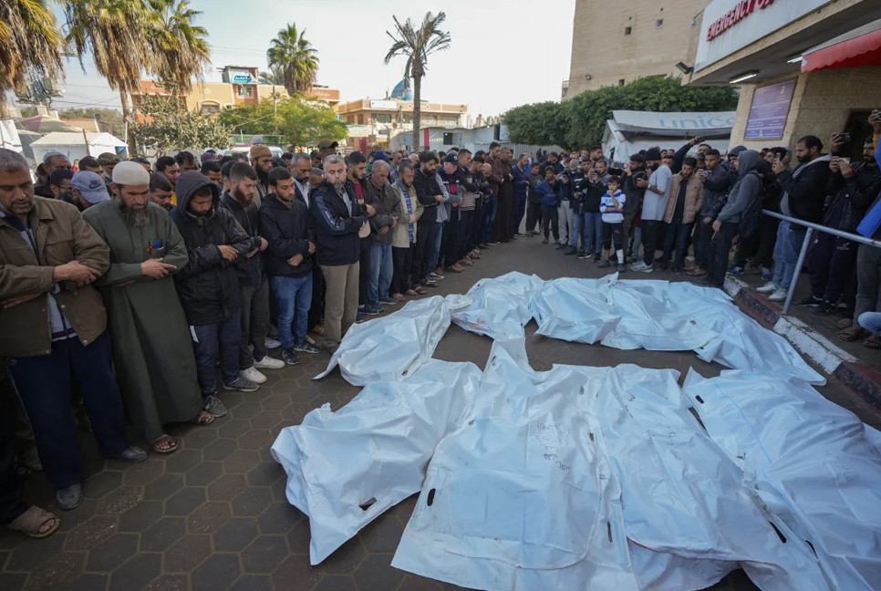 Palestinians condemn 'Barbaric' Israeli attack Nuseirat refugee camp