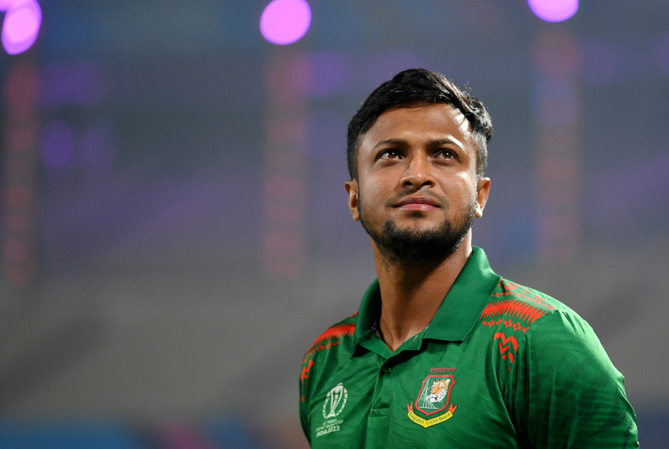 Shakib barred from bowling in bizarre twist at career's tail end