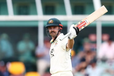 Head smashes ninth Test century