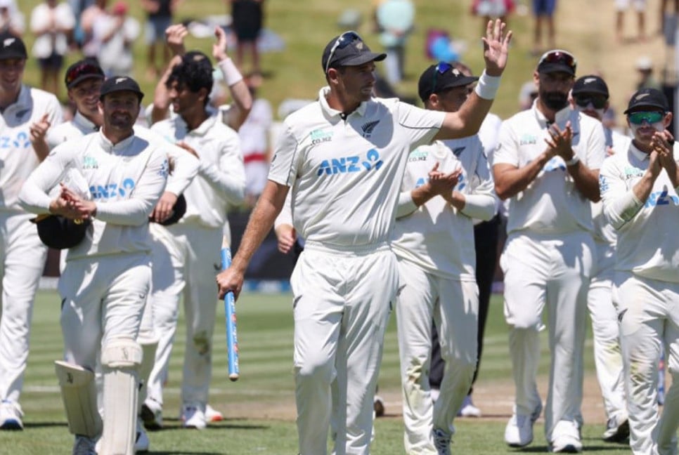 New Zealand crush England by 423 runs