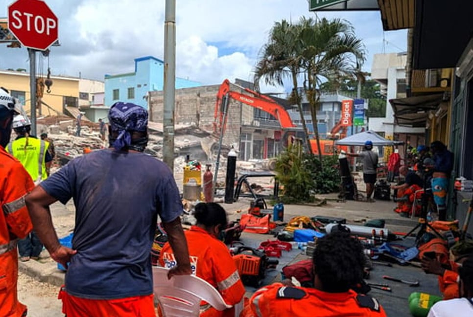 Foreign rescuers join Vanuatu quake search