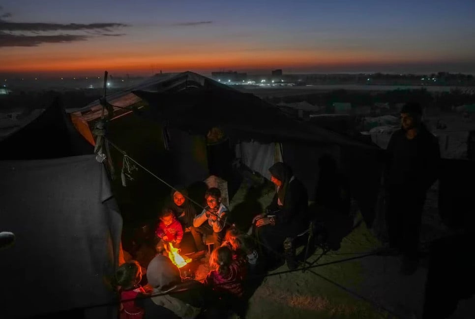 Winter hits Gaza as many Palestinians left with little protection from cold