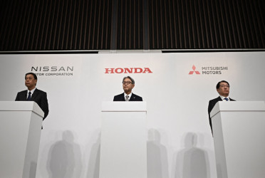 Honda and Nissan Announce Merger Talks