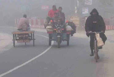 Moderate cold wave with fog likely across the country: BMD