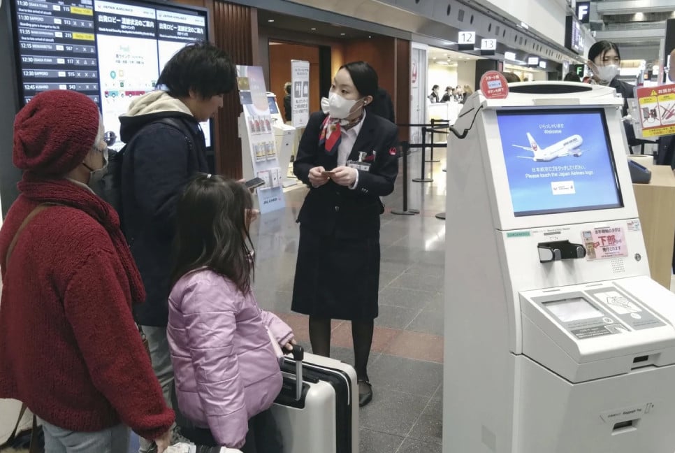 Japan Airlines hit by cyberattack, delaying flights during the holiday season