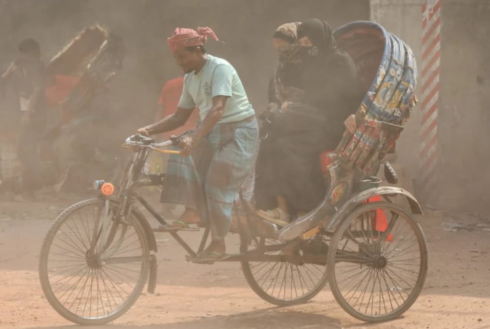 Dhaka’s air quality marks 'unhealthy' this morning