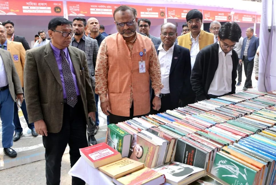 3-day non-fiction book fair begins at DU