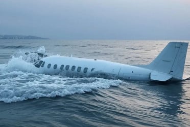 2 dead as light aircraft crashes off UAE coast