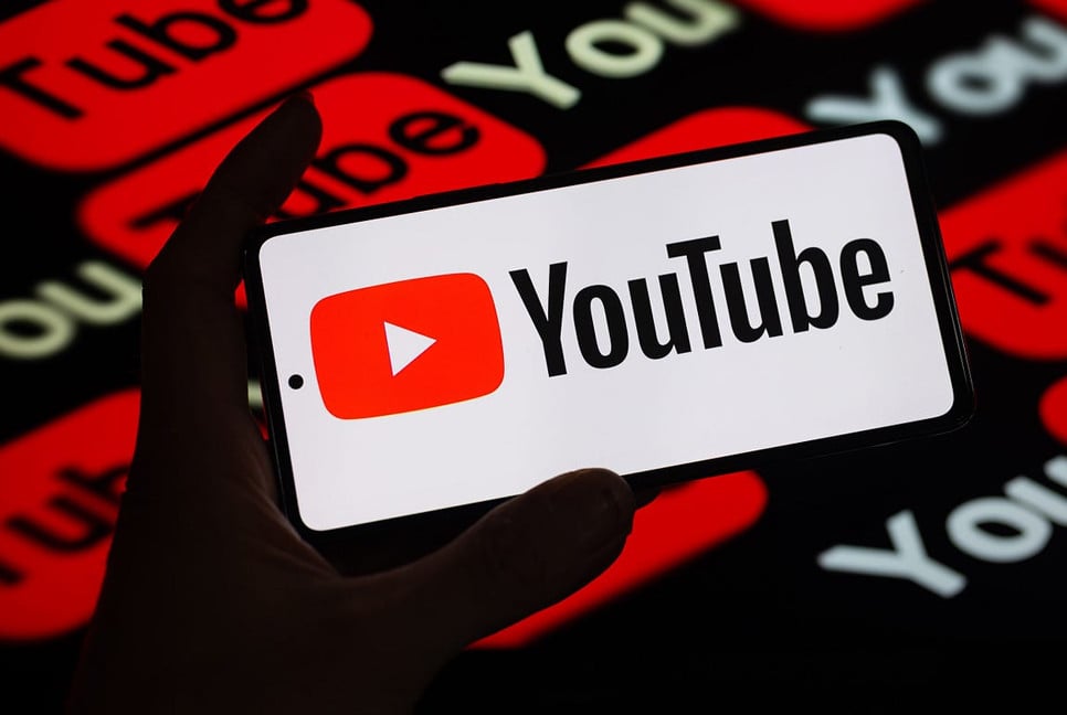 YouTube tests new "Play Something" button for android users