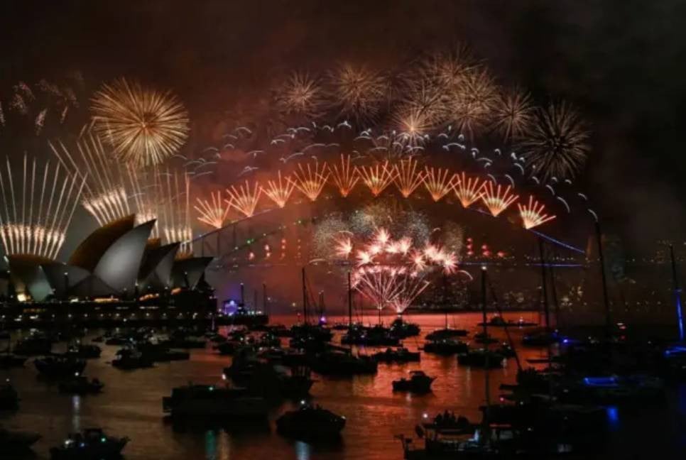 Sydney welcomes 2025 with spectacular fireworks display