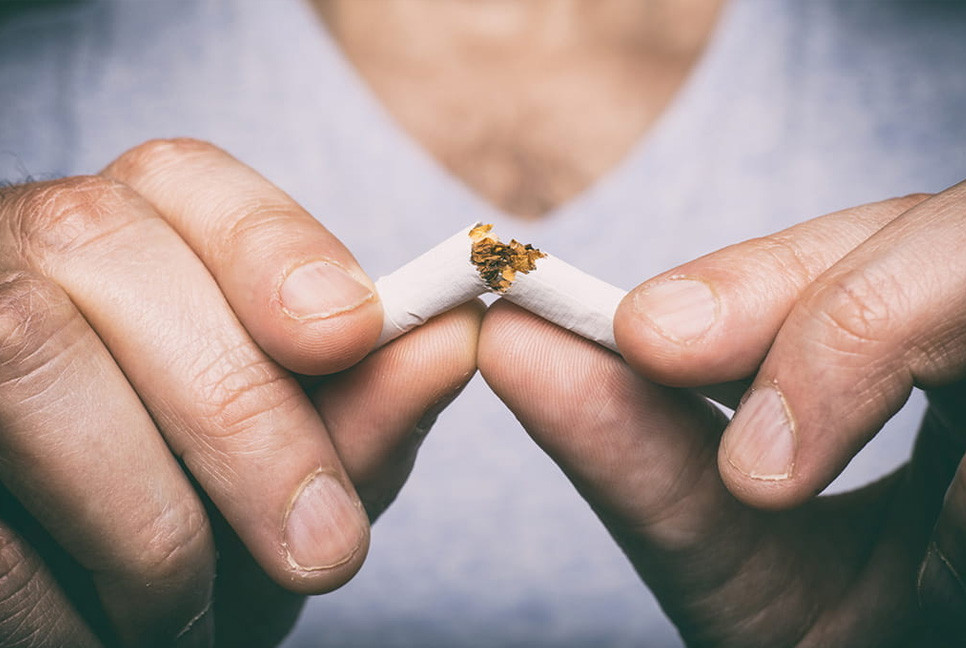 Quitting smoking may be easier with a smart-watch app