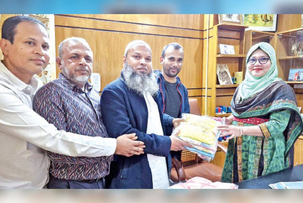 Bashundhara Shuvosangho distributes warm cloth among 150 infants