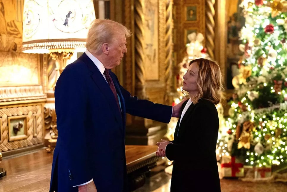 Italy's Meloni pays surprise visit to Trump at Mar-a-Lago