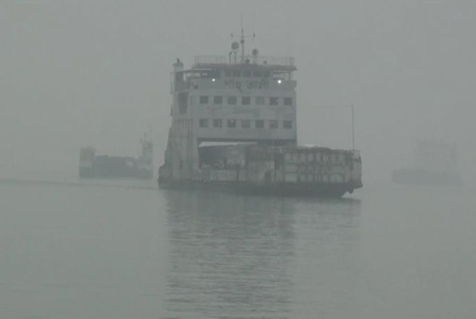 Ferry movement on Aricha-Kazirhat route resumes