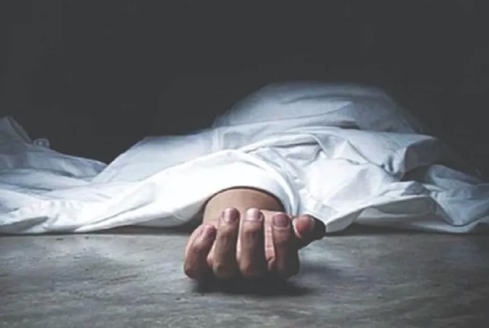 4 die after consuming alcohol in Rajshahi