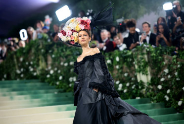 What happens to celebrities’ gowns after events?