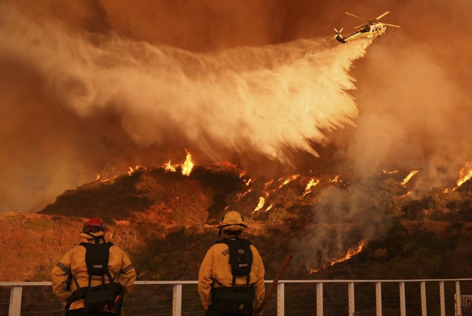 Los Angeles fire evacuees face price gouging