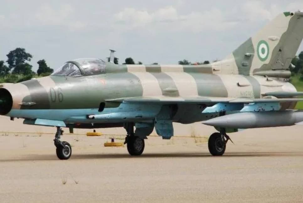 Military kills 16 civilians in air strike 'mistake' in Nigeria