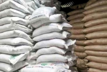 Jahangir warns of tougher action on artificial crisis of fertiliser