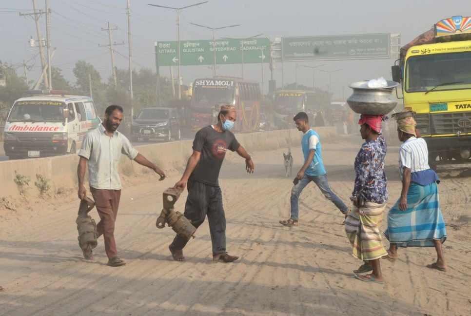 Dhaka's air quality 2nd worst globally this morning