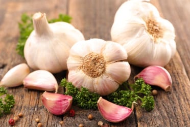 8 health benefits of garlic