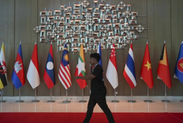 ASEAN foreign ministers seek breakthrough in Myanmar conflict and South China Sea disputes