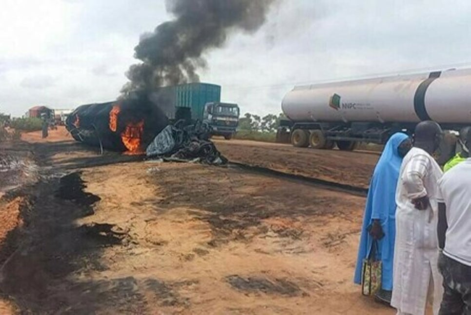 Nigeria oil tanker blast death toll rises to 86