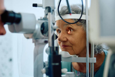 AI technology aimed at detecting early dementia signs through eye scans