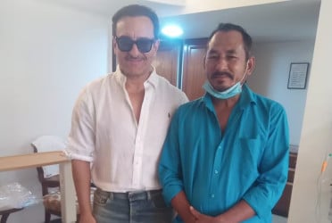 Saif Ali Khan hugs auto driver who took him to hospital