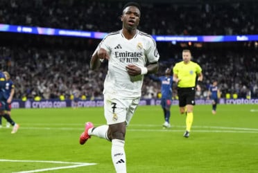 Vinícius scores 100th goal with Madrid as club advances in UEFA