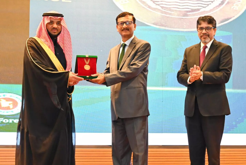 Saudi Ambassador honored with prestigious ‘Bangladesh Medal for Diplomatic Excellence’