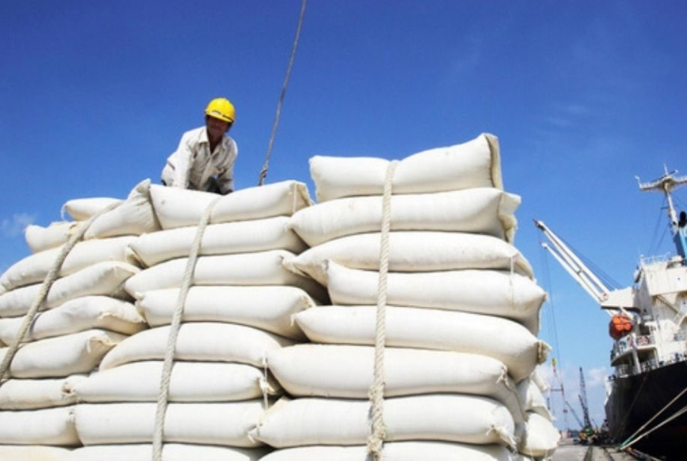 30,500 tonnes of imported rice reach Bangladesh ports