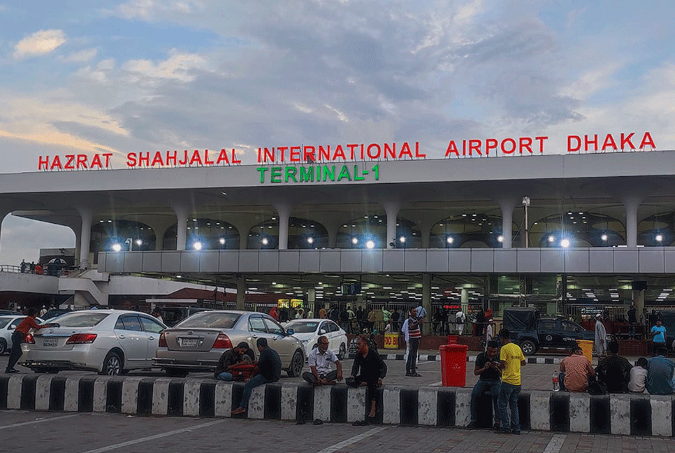 Six flights diverted to Sylhet and Kolkata due to fog at Dhaka Airport