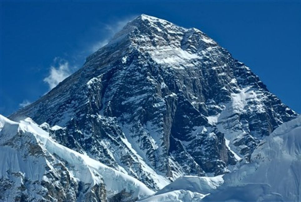 Nepal bans solo climbs on Everest, mountains above 8000m