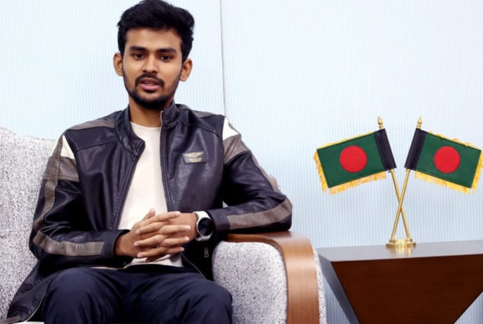 Govt. to take step soon to ban AL: Asif Mahmud