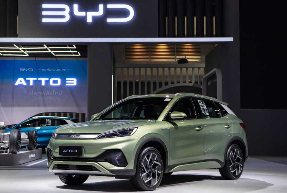 Chinese auto giant BYD to integrate DeepSeek in cars