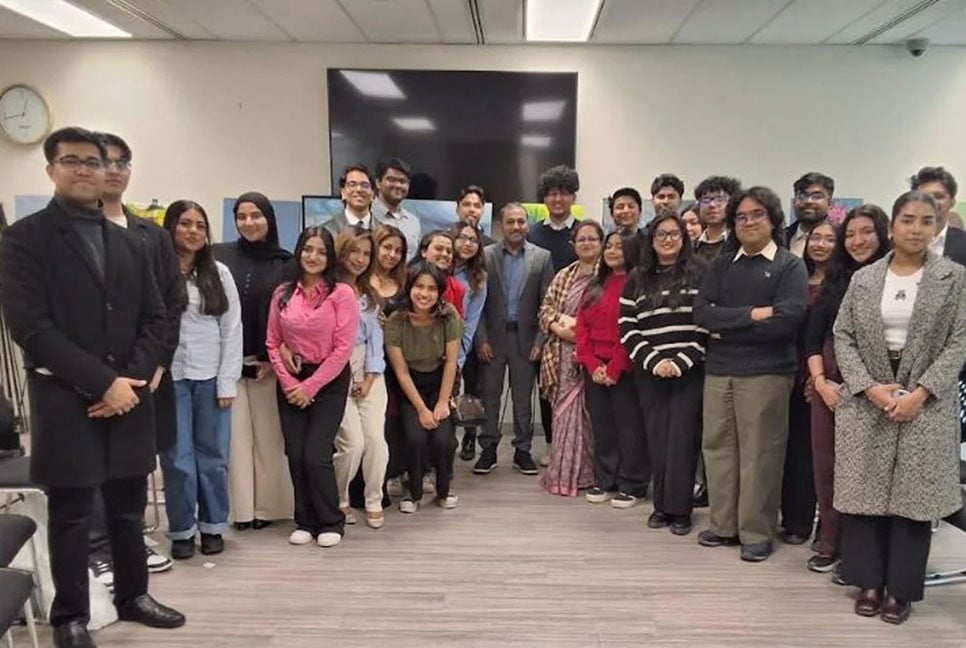 Consul general engages with Bangladeshi students in Toronto