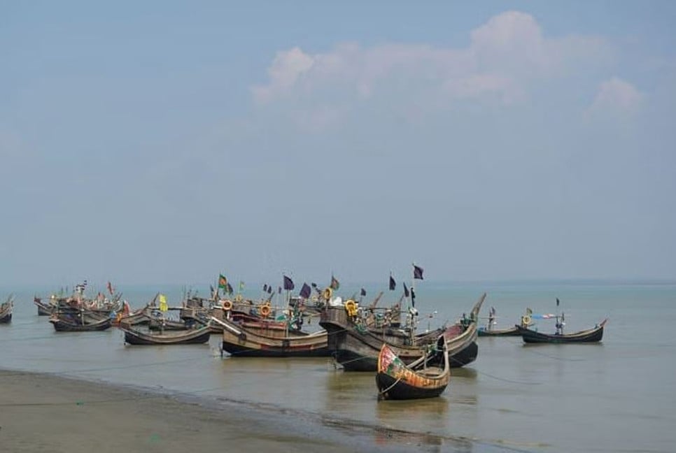 Govt lifts ban on fishing in Naf River after 8 years