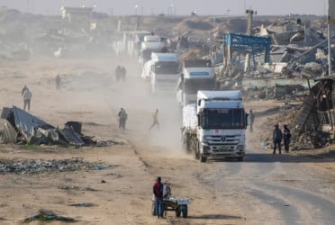 Heavy machinery, mobile homes for Gaza left sitting at Egyptian border