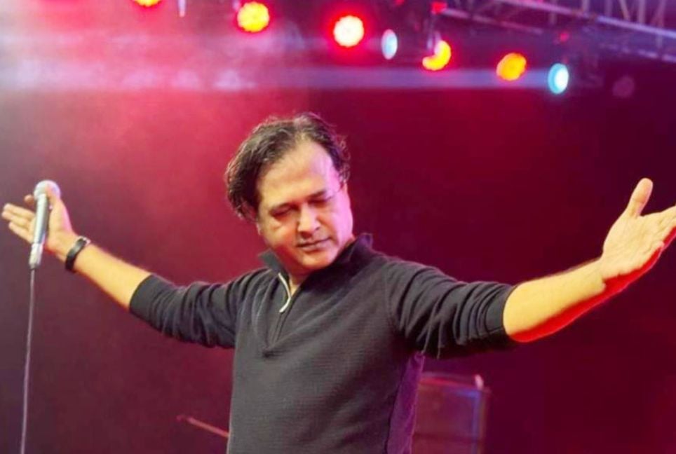 Asif Akbar returns to rhythm after one and a half decades