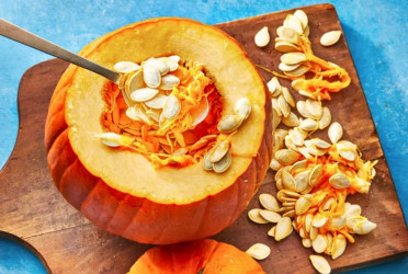 Pumpkin seeds: The best snack for back pain and more