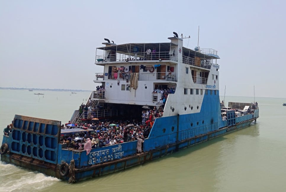 Ferry services on Shariatpur-Chandpur route suspended