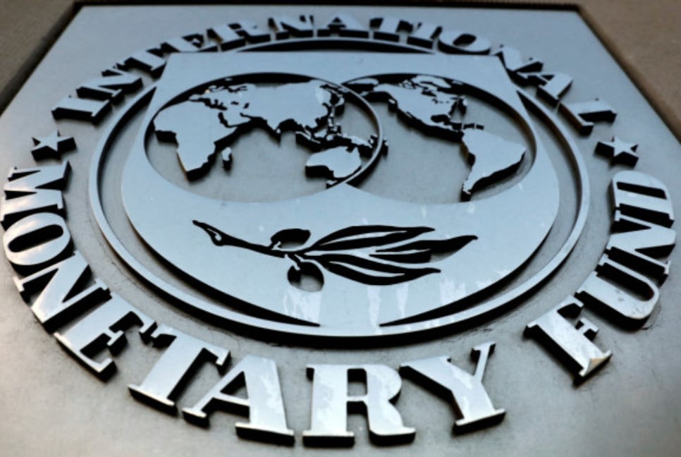 IMF urges tighter fiscal controls to save Maldives