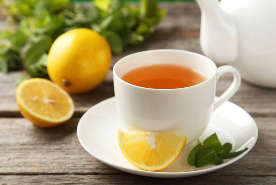 5 health benefits of drinking green tea with lemon