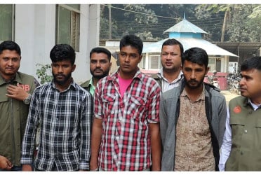 Robbery and molestation in bus: 3 arrested in Tangail